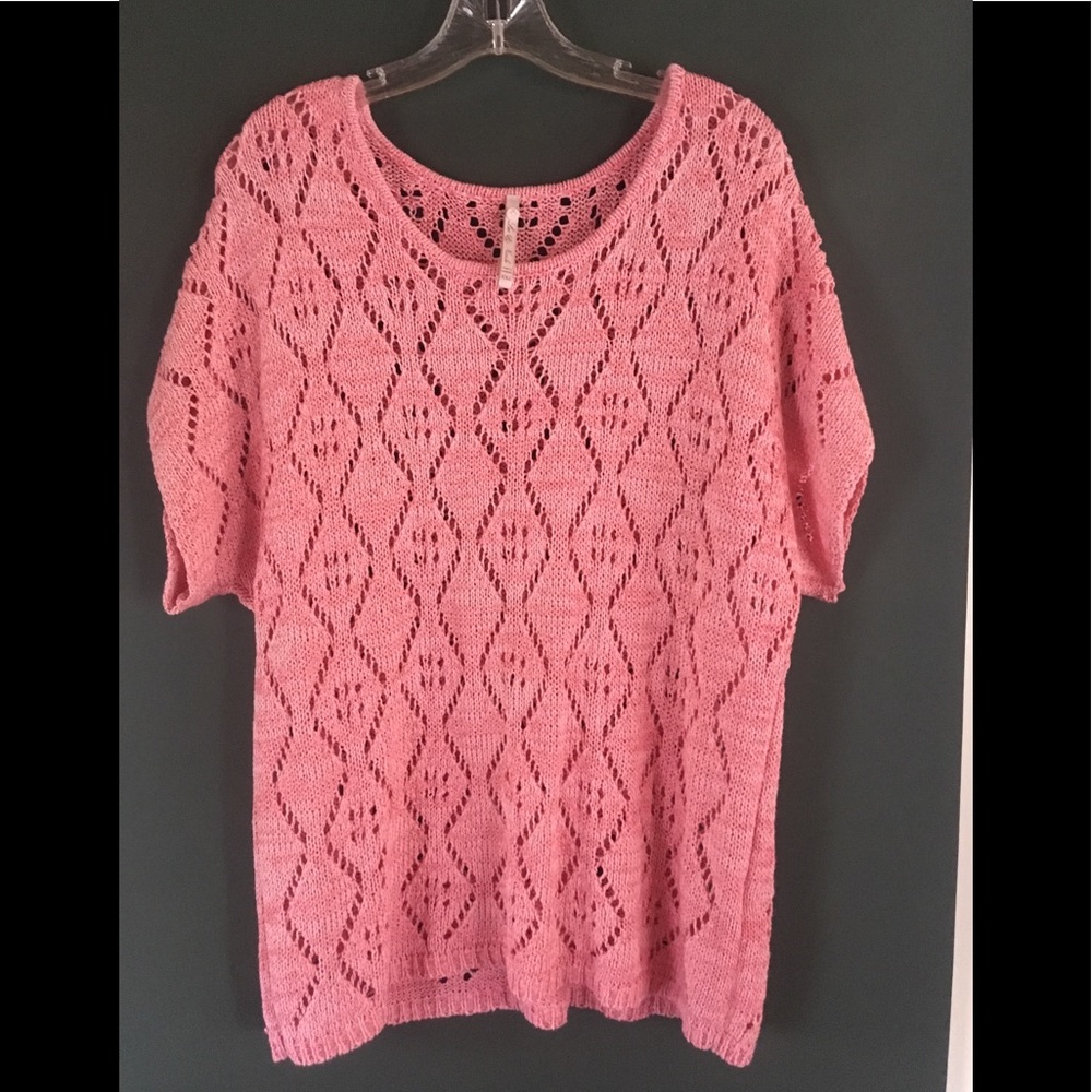 Leo & Nicole Open Knit Pink Top XXL